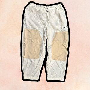 🌈 Amazing Nike Pants NWT